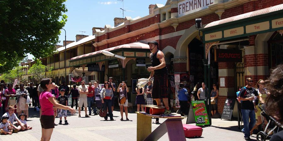 Fremantle Things to do itn PEth with Tourists